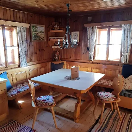 Almhuette Helmut Dischgerbrent In Sankt Margarethen Holiday home Leiwald